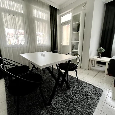 In A Complex With A Pool And A Great Location